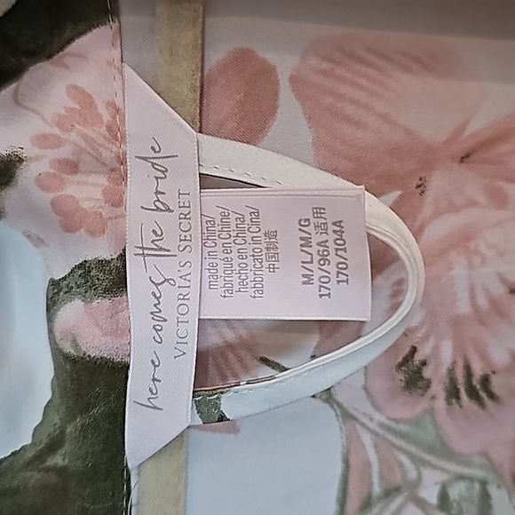 Victoria's Secret Bridal Robe - Picture 3 of 4